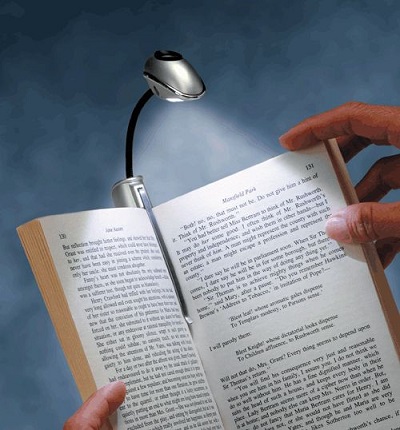 Celda de poder fábrica Consejo Cuáles son las mejores lámparas para leer libros? - Escritora de romance  paranormal Kassfinol